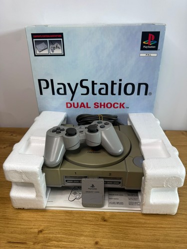 Sony playstation console - playstation, 1